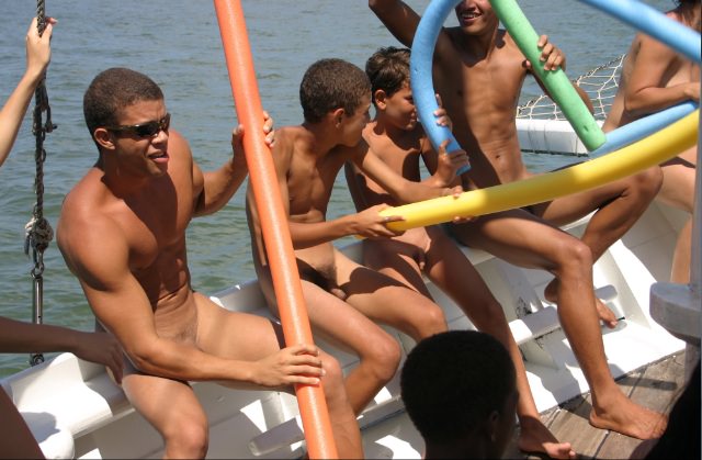 The international carnival of a nudism in Brazil | Russianbare