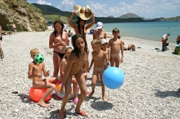 Purenudism photo - solar bery European nudist beaches | Russianbare
