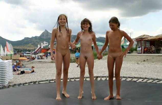 Girls nudists on a beach spring bare on a trampoline | Russianbare