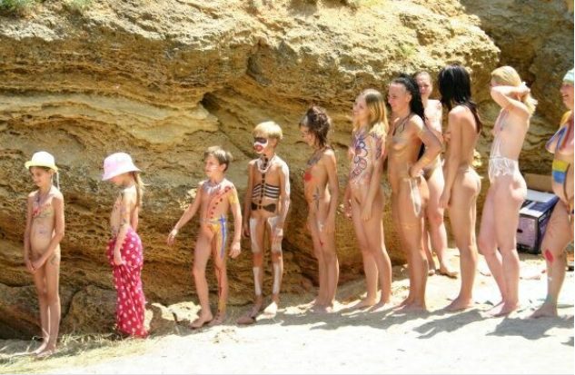 Purenudism photo - bodyart on a bare body | Russianbare