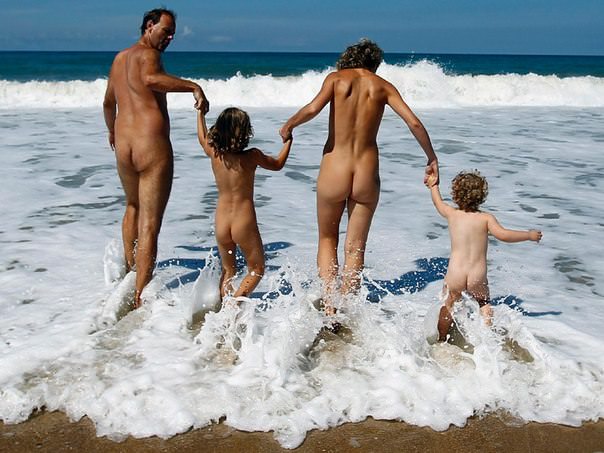 Nudism on the bank of the Black Sea | Russianbare