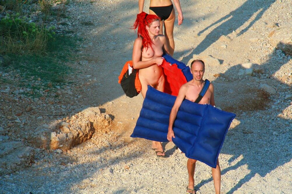 Ula FKK Red Hairstyle Girl pics - Naturism as a Way to Connect with Nature