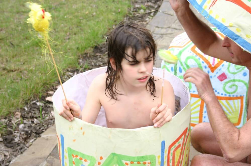 Easter 2X Eggs Outdoors photos - Sincerity is the foundation of the nudist lifestyle