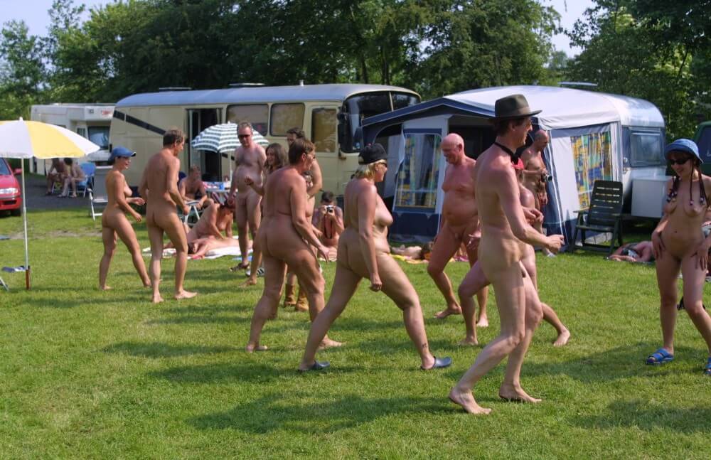 Holland Green Relaxations photos - Ideological Supporters of the Movement