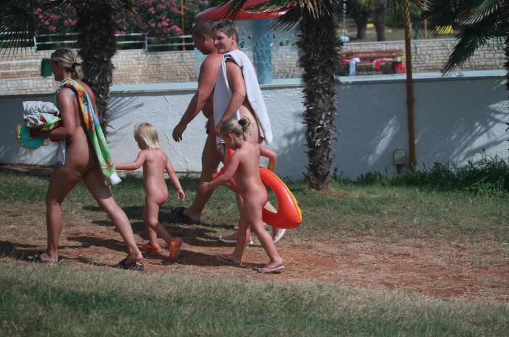 Naturist Family Movement pics - Nudism has been around for a very long time