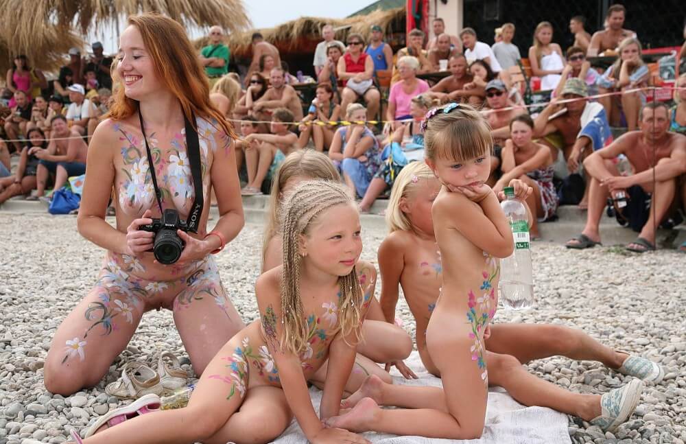 Warm Sand Relaxation photos - This is the culture of nudism