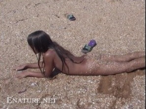 Enature - Walking hand in hand with paradise Full HD - Naturism implies a life free of unnecessary problems