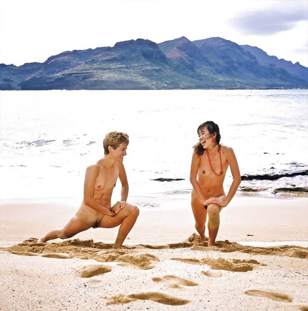 Retro naturism photos - Many naturists are members of Green parties or various environmental movements