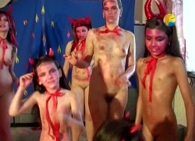 Naturist Freedom: Bu Bu Bu - Nudity in naturism is an expression of respect for oneself and the world around us