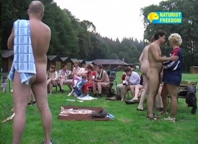 Naturist Freedom: Mysterious Camp - The naked body is an expression of beauty