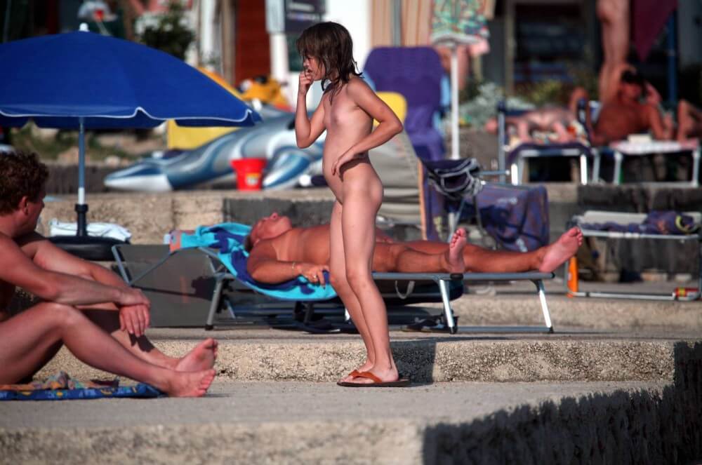 Girl Walk to Nudist Shower pics - Naturism and nudism are an ancient philosophy of respect for oneself and the world