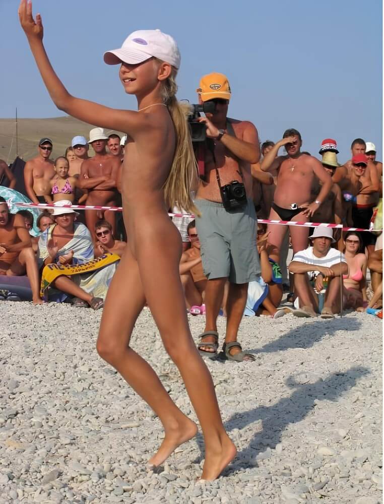 Holiday of the Neptune photos - Nature is considered the bodys natural clothing