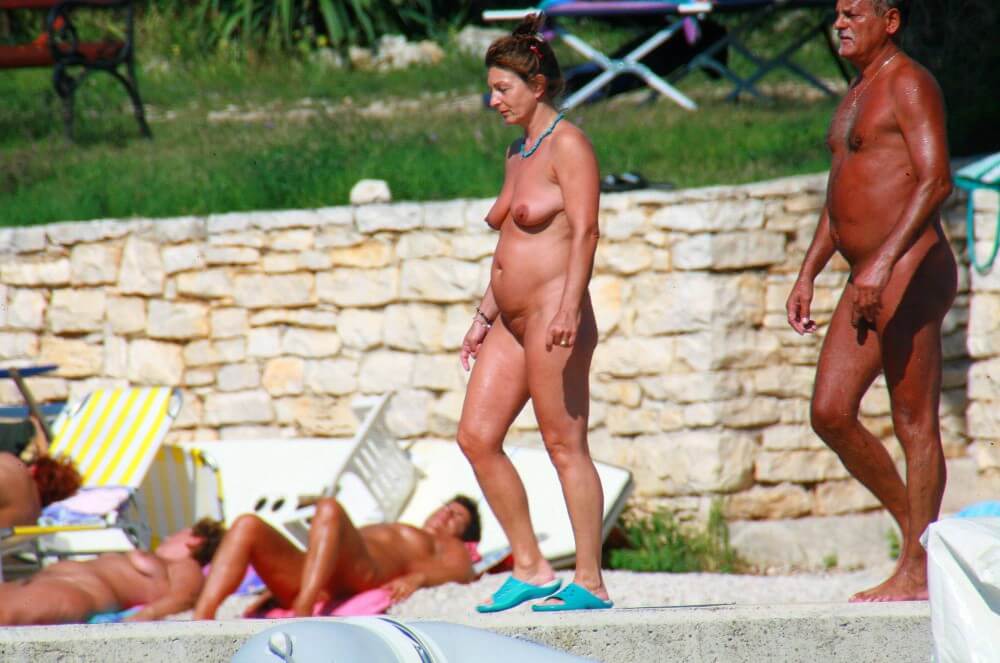 Ula FKK Wall-Side Passby photos - Many naturists are members of Green parties or various environmental movements