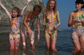 A Mediterranean Crag photos - I attended a nudist gathering
