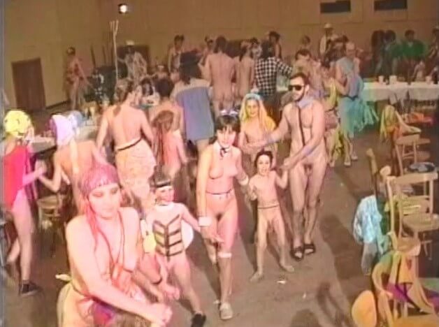 Helios Natura: Masquerade Carnival - She appeared completely naked