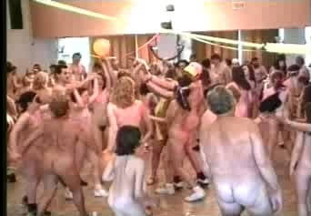 Helios natura: Happy Nude Year - Many naked men and women