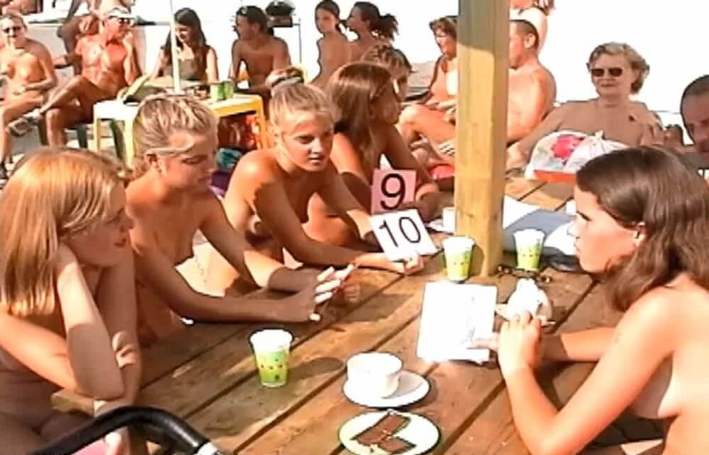 Miss Teen JR. Pageants # 18 video Sunat Natplus HD - Support and mutual understanding are important in the nudism movement