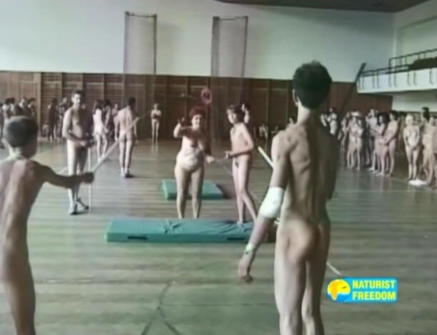 Helios Natura: FKK Fumbling and Tumbling - Naturism and environmental awareness in the modern world