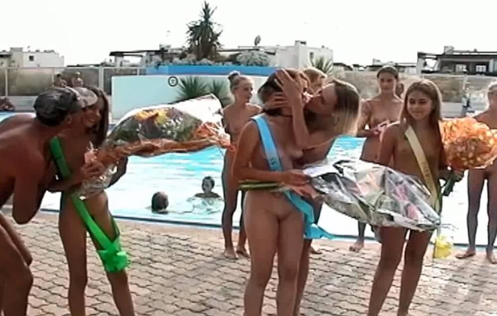 Nudist girls beauty contest video France - Sunat Natplus HD - Naturism teaches respect for the beauty of the body and its natural forms