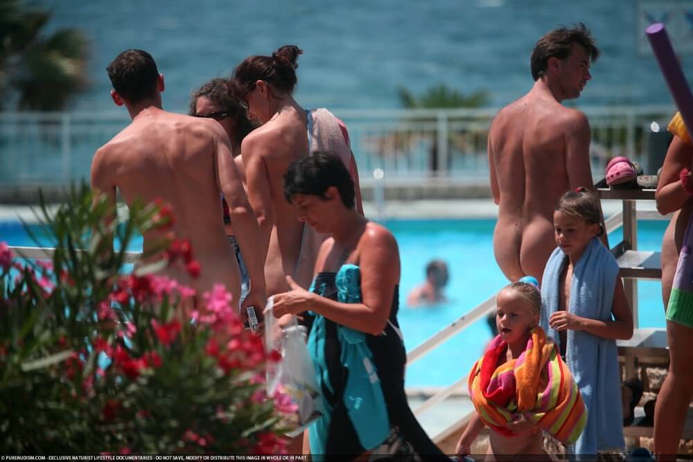 Naturism photo gallery # 66 - Nudists value simplicity and openness